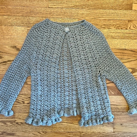 One of a kind hand-crochet gray cardigan sweater - Picture 3 of 4